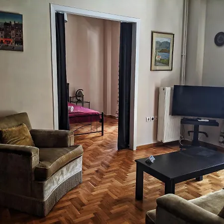 Two Bedroom In The Centre Of Apartment Athens