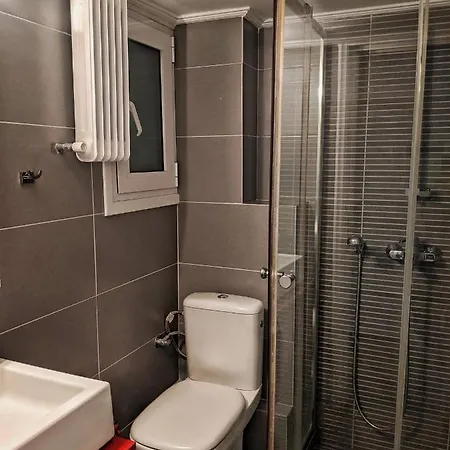 Apartment Two Bedroom In The Centre Of