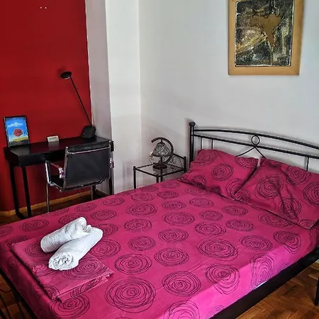 Apartment Two Bedroom In The Centre Of