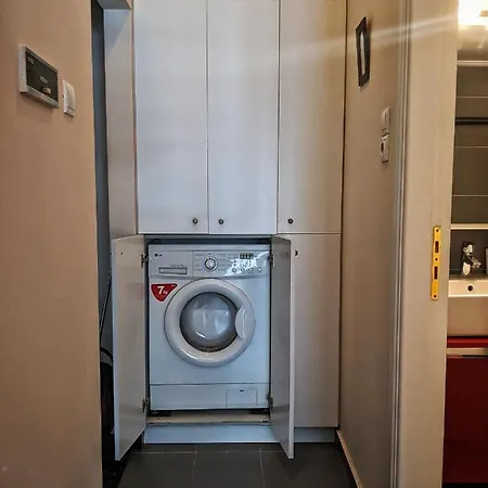 Apartment Two Bedroom In The Centre Of *